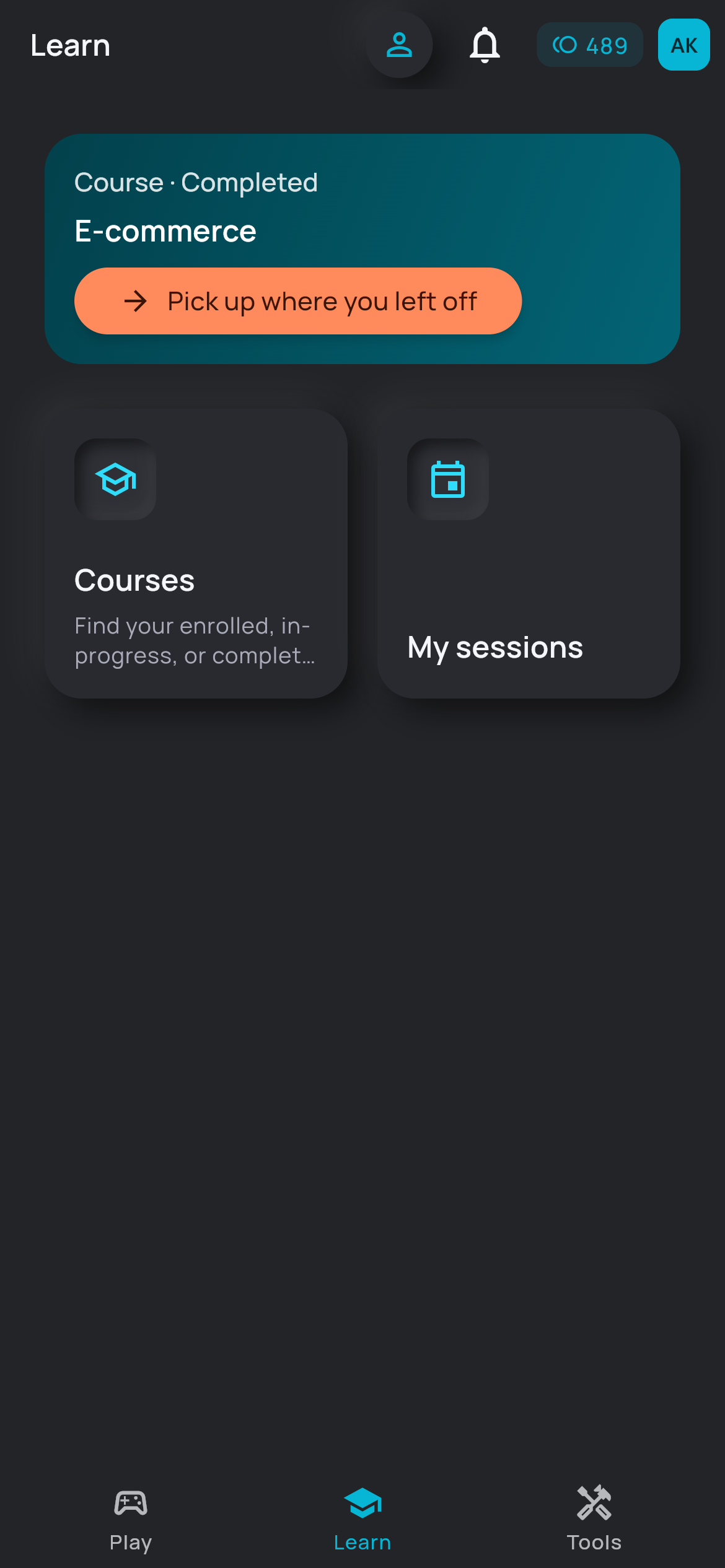 A learner’s dashboard: course in progress, level, rank and points earned